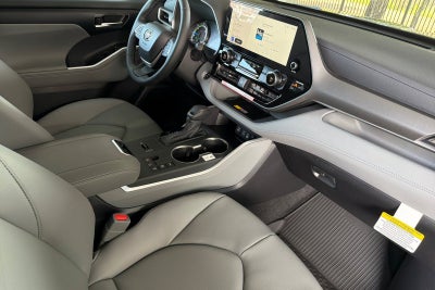 2026 Toyota Highlander Hybrid XLE