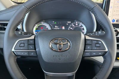 2026 Toyota Highlander Hybrid XLE