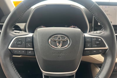 2025 Toyota Highlander Hybrid XLE