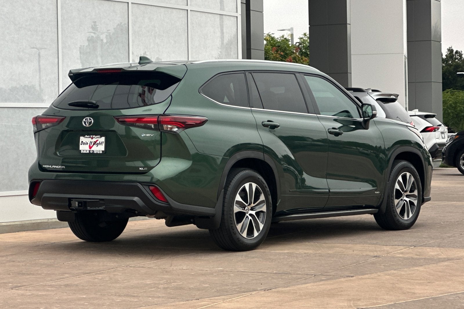 2025 Toyota Highlander Hybrid XLE