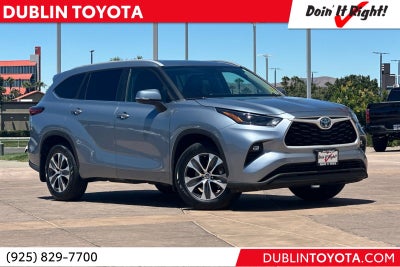 2023 Toyota Highlander Hybrid XLE
