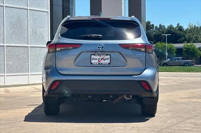 2023 Toyota Highlander Hybrid XLE
