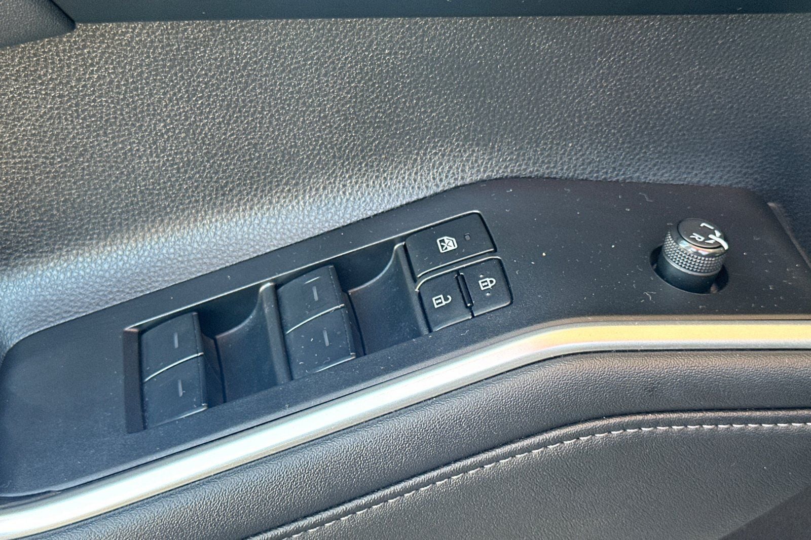 2024 Toyota Highlander Hybrid XLE