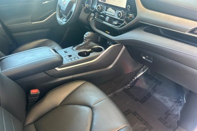 2024 Toyota Highlander Hybrid XLE