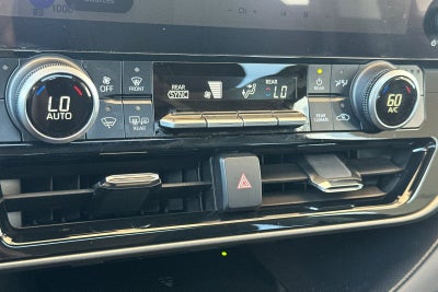 2024 Toyota Highlander Hybrid XLE