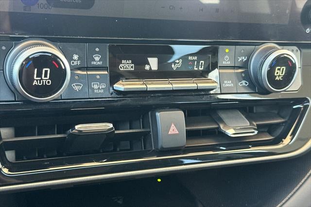 2024 Toyota Highlander Hybrid XLE