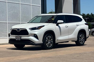 2024 Toyota Highlander Hybrid XLE