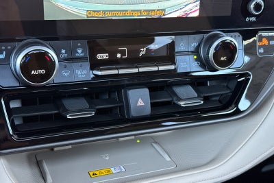 2025 Toyota Highlander Hybrid XLE