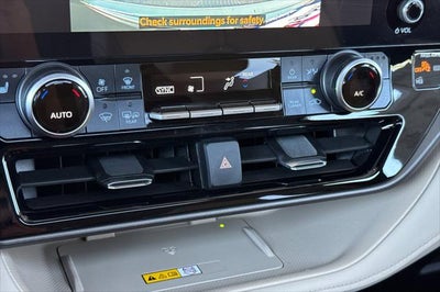 2025 Toyota Highlander Hybrid XLE