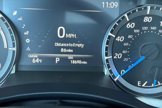 2025 Toyota Highlander Hybrid XLE