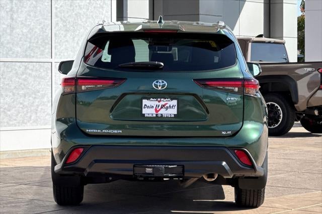 2025 Toyota Highlander Hybrid XLE
