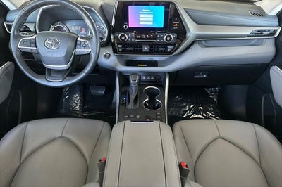 2023 Toyota Highlander Hybrid XLE