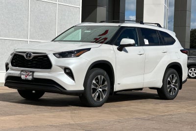 2026 Toyota Highlander Hybrid XLE