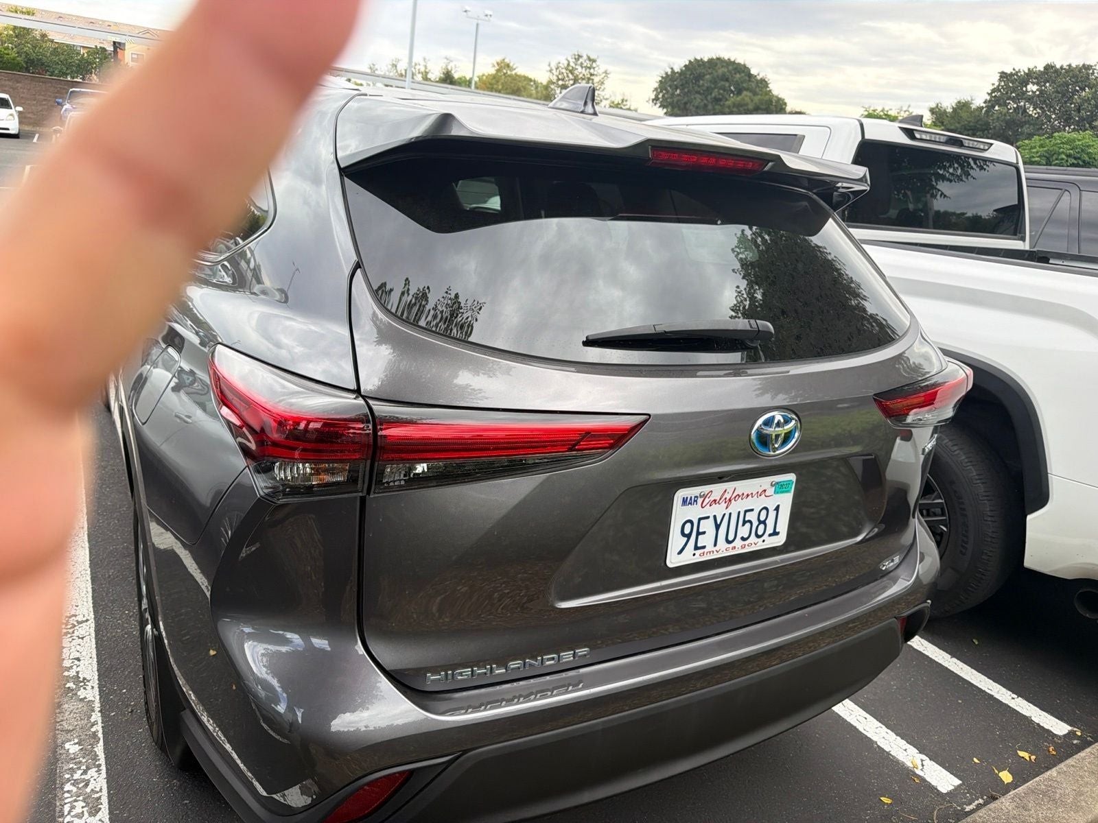 2023 Toyota Highlander Hybrid XLE