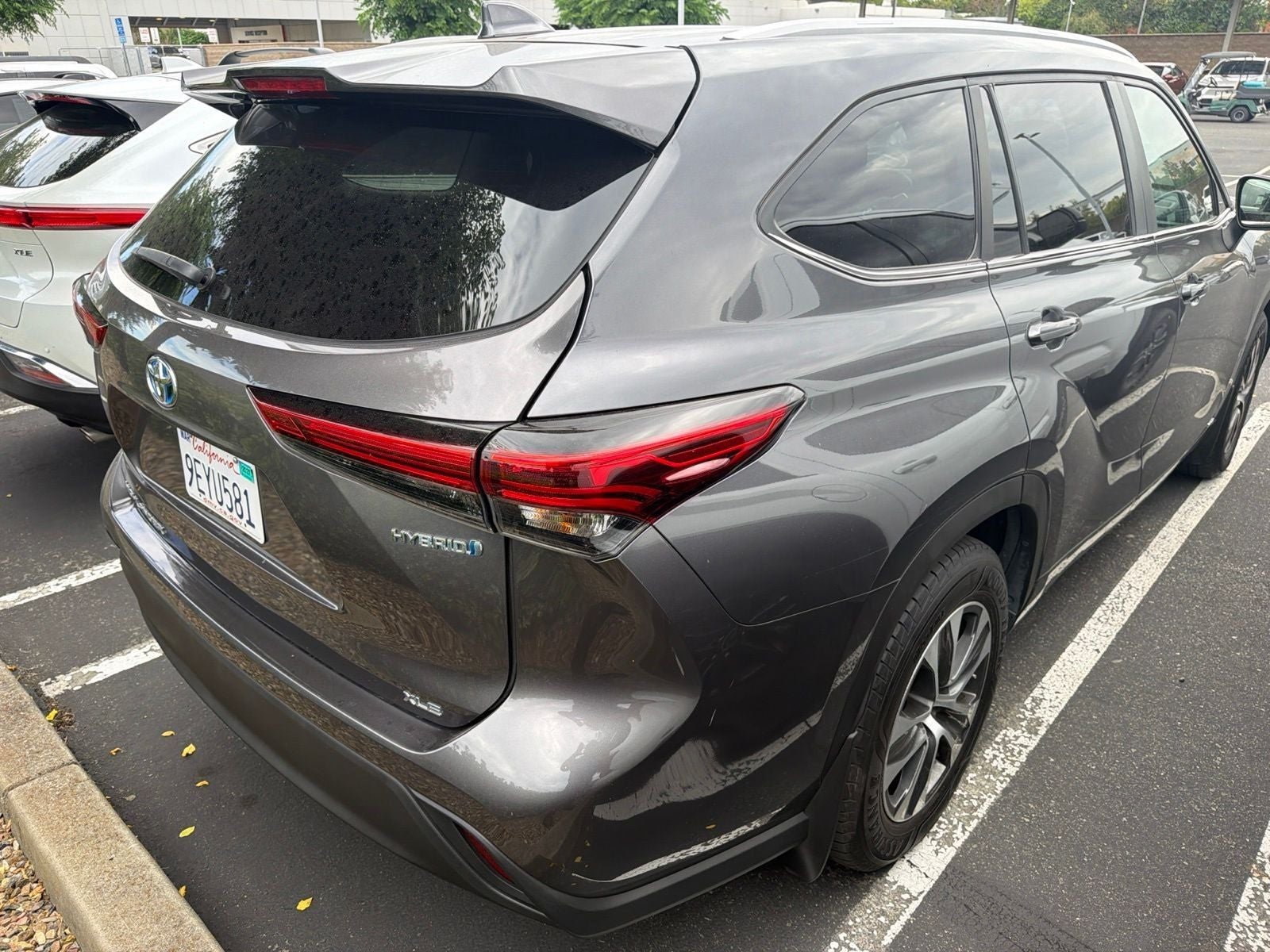2023 Toyota Highlander Hybrid XLE