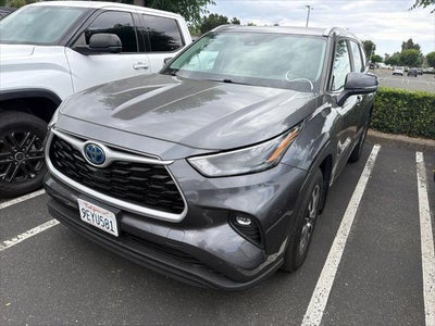 2023 Toyota Highlander Hybrid XLE