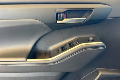 2024 Toyota Highlander Hybrid XLE