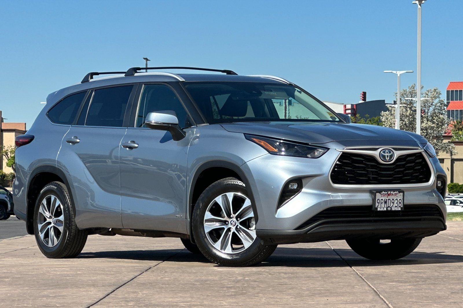 2024 Toyota Highlander Hybrid XLE