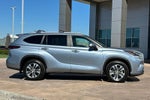 2024 Toyota Highlander Hybrid XLE