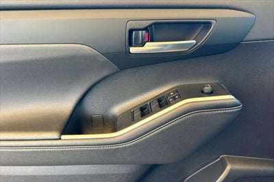 2024 Toyota Highlander Hybrid XLE