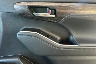 2024 Toyota Highlander Limited