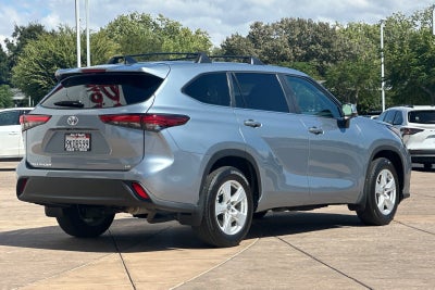 2023 Toyota Highlander LE