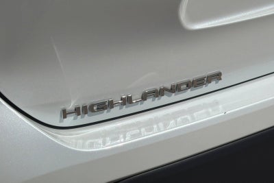 2023 Toyota Highlander LE