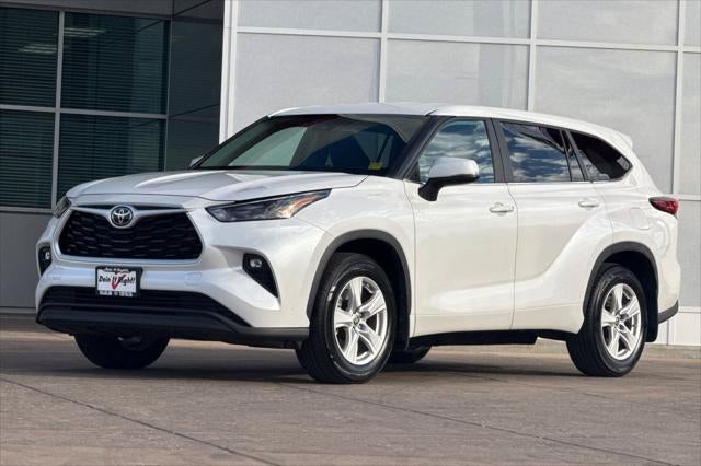 2023 Toyota Highlander LE