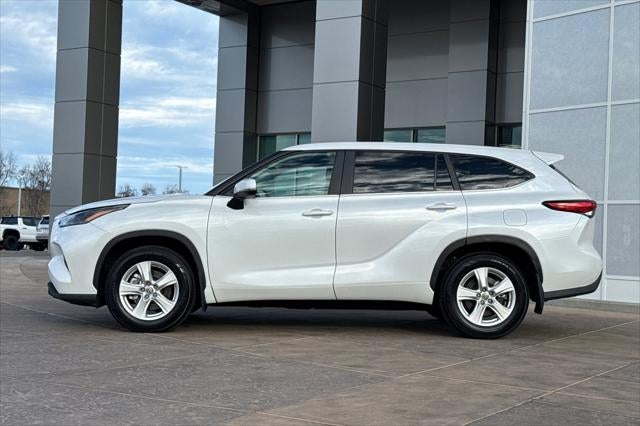 2023 Toyota Highlander LE