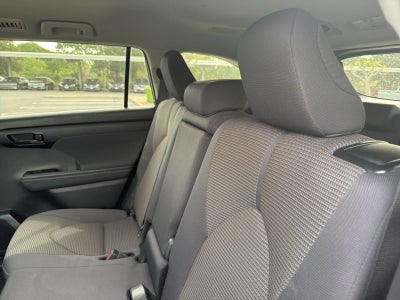 2025 Toyota Highlander LE