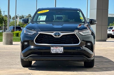 2025 Toyota Highlander LE