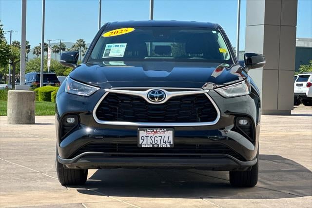 2025 Toyota Highlander LE