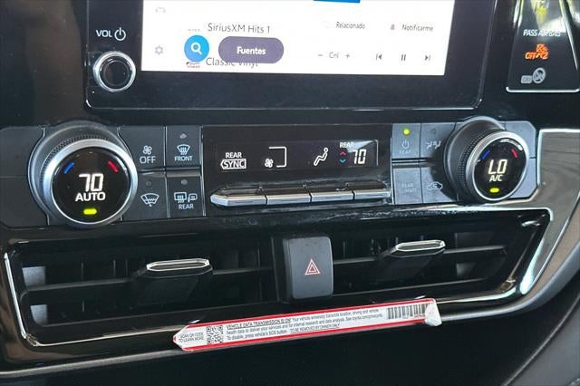 2025 Toyota Highlander LE
