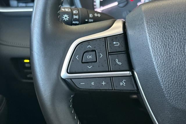2025 Toyota Highlander LE