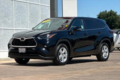 2025 Toyota Highlander LE