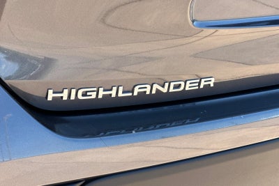 2023 Toyota Highlander LE