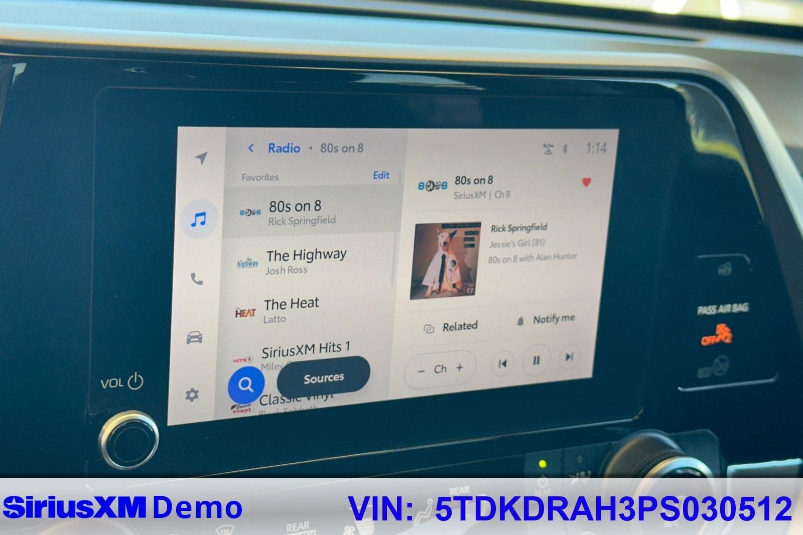 2023 Toyota Highlander LE