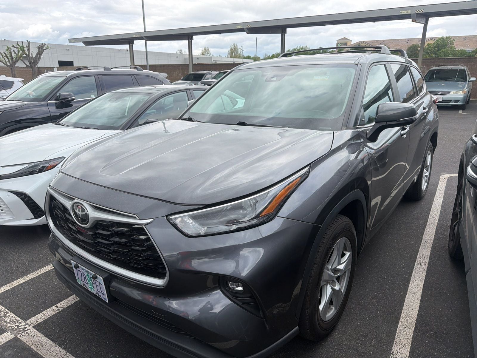 2023 Toyota Highlander LE