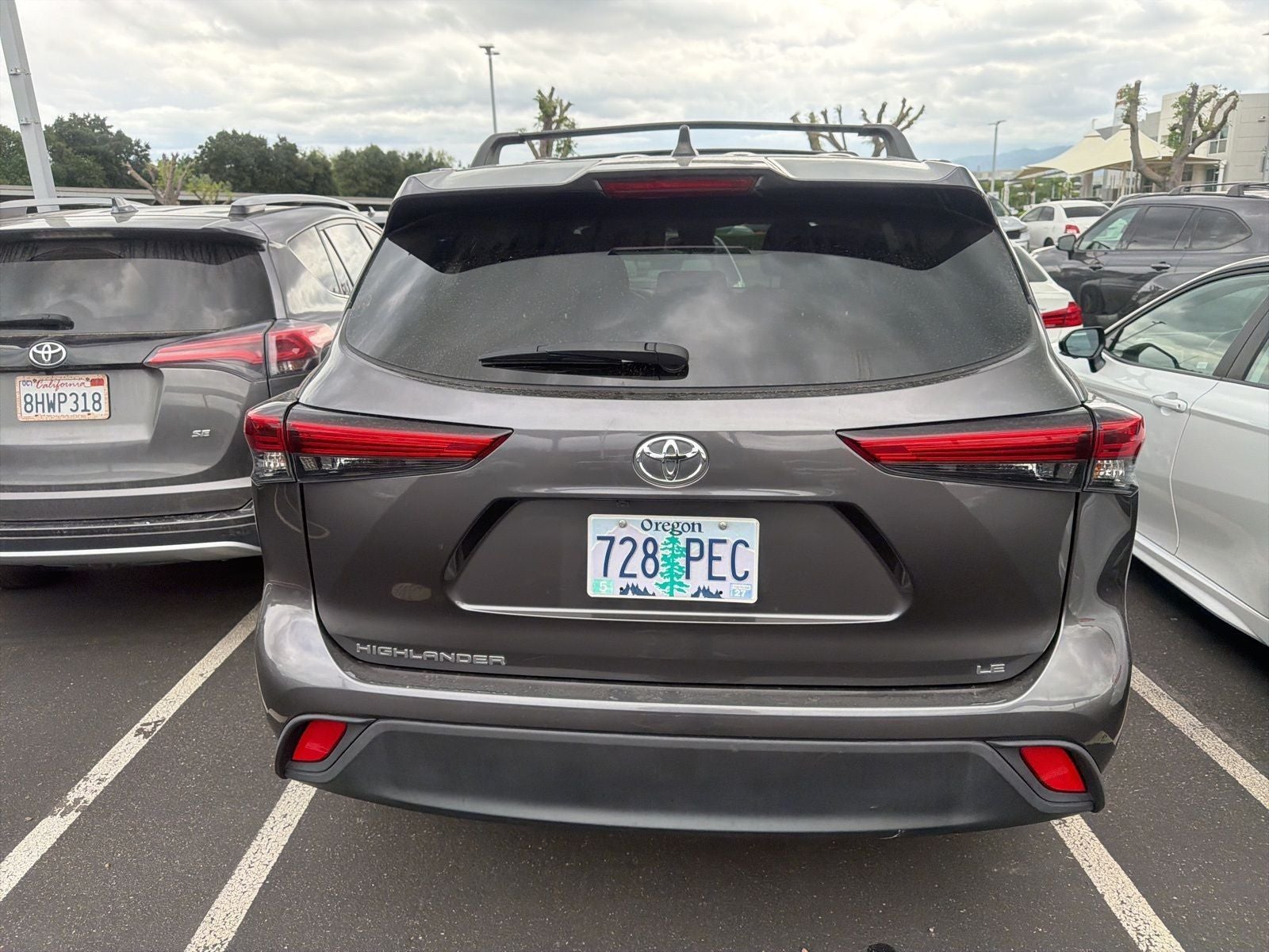 2023 Toyota Highlander LE
