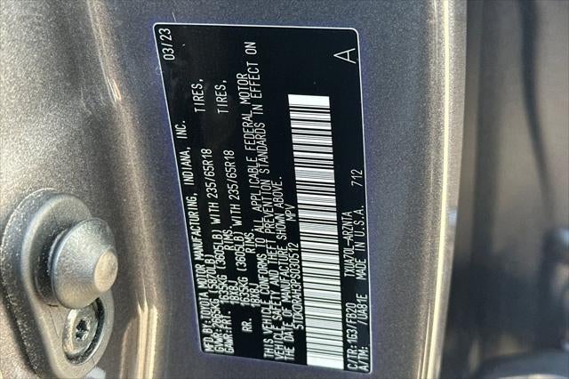 2023 Toyota Highlander LE