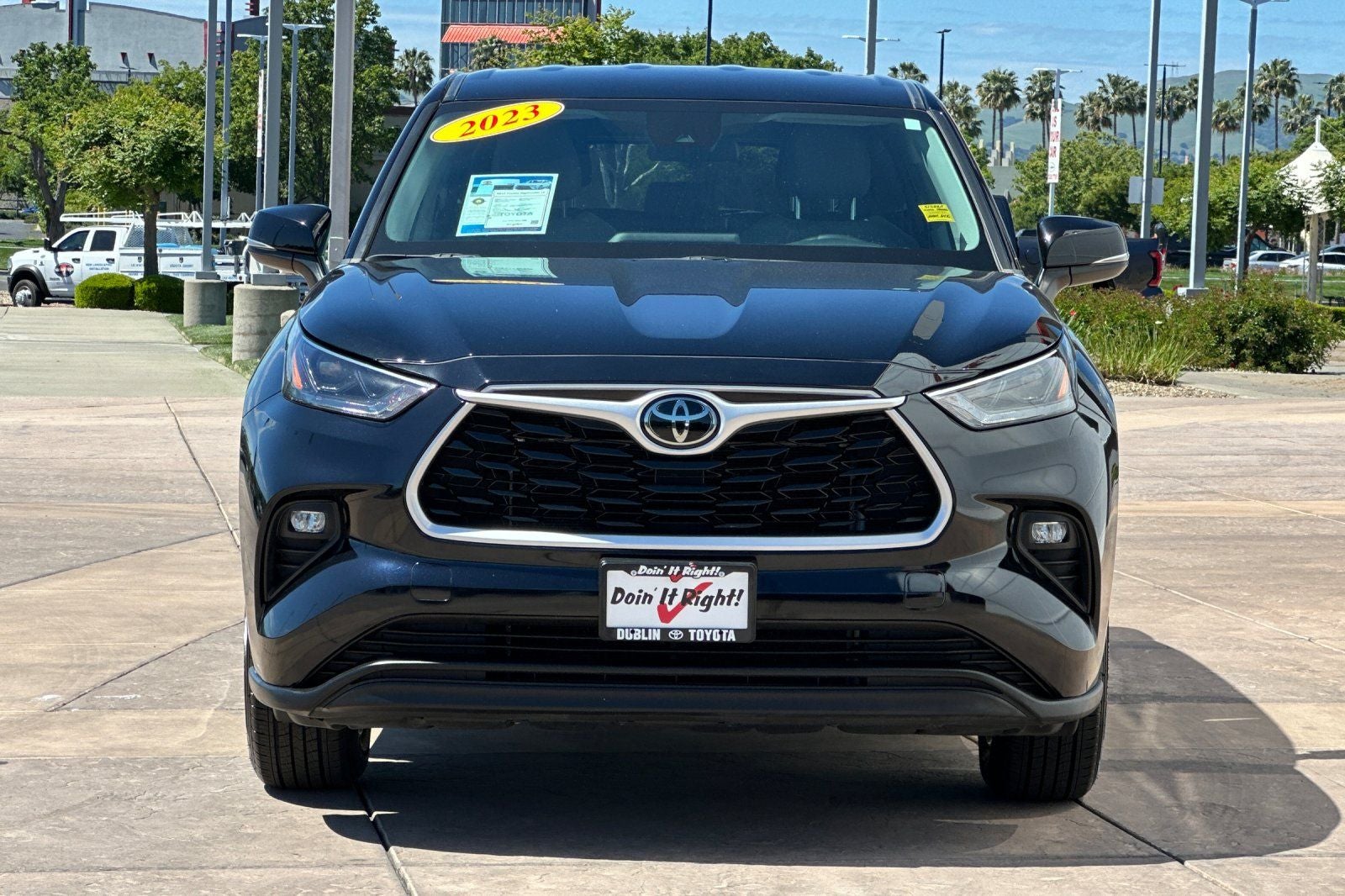 2023 Toyota Highlander LE