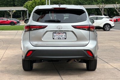 2025 Toyota Highlander LE