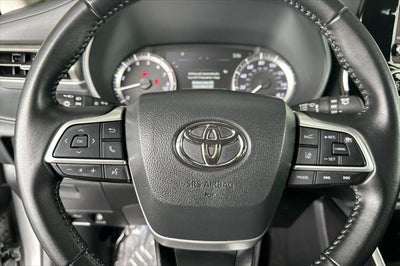 2025 Toyota Highlander LE