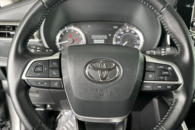 2025 Toyota Highlander LE