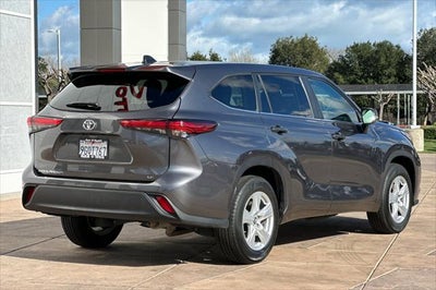 2023 Toyota Highlander LE