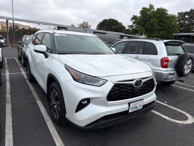 2026 Toyota Highlander XLE