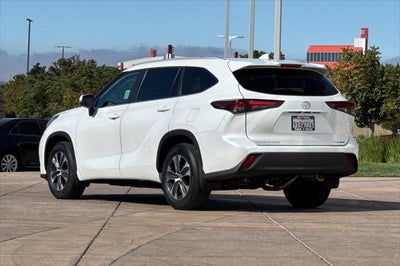 2026 Toyota Highlander XLE