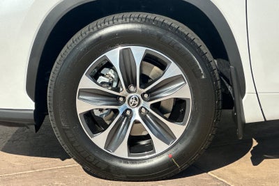 2026 Toyota Highlander XLE