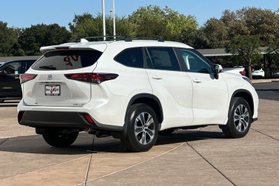 2026 Toyota Highlander XLE