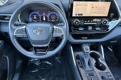 2023 Toyota Highlander Limited